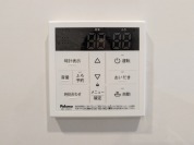 【給湯機操作パネル】