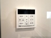 【給湯器コントールパネル】