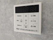 【給湯器操作パネル】