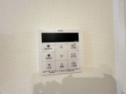【給湯器操作パネル】