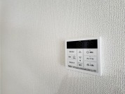 【給湯器操作パネル】