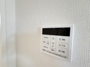 【給湯器操作パネル】