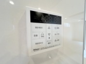 【給湯器操作パネル】