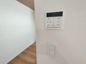 【給湯器操作パネル】