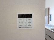 【給湯器操作パネル】