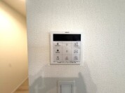 【給湯器コントロールパネル】