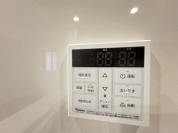 【給湯器操作パネル】