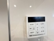 【給湯機操作パネル】