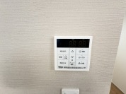 【給湯器操作パネル】
