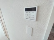 【給湯器操作パネル】
