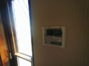 【給湯器操作パネル】