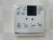 【給湯機操作パネル】