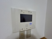 【TVモニター付きインターフォン】