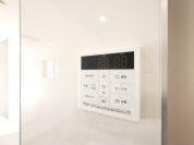 【給湯器操作パネル】