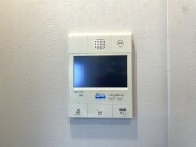 【TVモニター付きインターフォン】