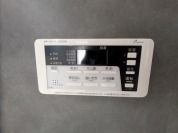 【給湯器操作パネル】