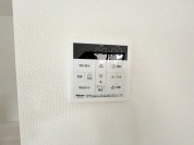 【給湯機操作パネル】