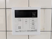 【給湯器操作パネル】