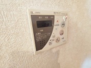【給湯器操作パネル】