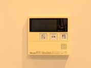 【給湯器操作パネル】