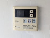 【給湯器操作パネル】