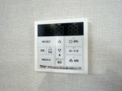 【給湯器操作パネル】