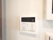 【給湯器操作パネル】