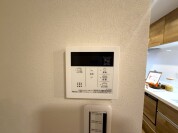 【給湯器操作パネル】