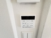 【給湯器操作パネル】