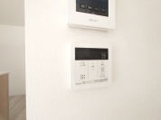 【給湯器操作パネル】