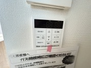 【給湯器操作パネル】