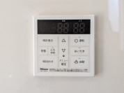 【給湯器操作パネル】