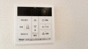 【給湯器操作パネル】
