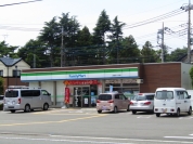 ファミリーマート泉台１丁目店