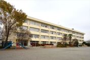 鶴ヶ島市立藤小学校