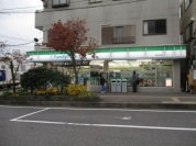 ファミリーマート指扇駅前店