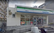 ファミリーマート　与野駅西口店