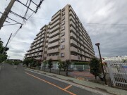 ローヤルシティ白岡第二【中古マンション】