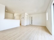 越谷市大林第6　全2棟　1号棟【新築一戸建て】