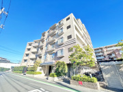 Ｄ’レスティア越谷赤山町【中古マンション】