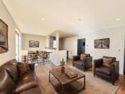 越谷市新川町1丁目　全1棟【新築一戸建て】