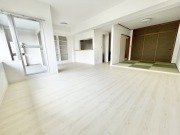 パークフィールドみさと２街区１号館【中古マンション】