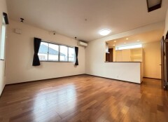 板橋区赤塚２丁目　中古戸建【】