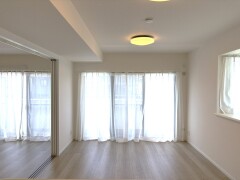 ライオンズマンション谷塚第２【】