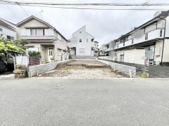 吉川市吉川２丁目１期　１号棟【】