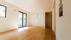 白岡市岡泉01期　1号棟【】
