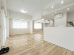 リビングダイニング