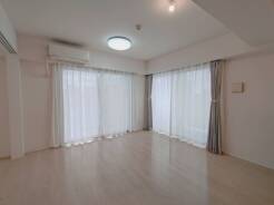 柔らかな光が満ちる、心地よい空間
