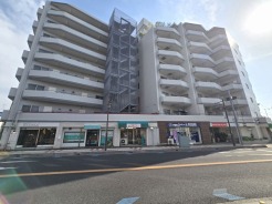 2018年フルリフォーム履歴有りのお部屋の売出しです。