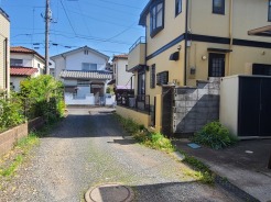 前面道路含む現地写真
